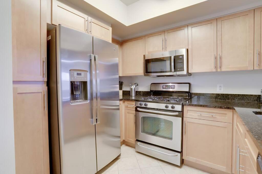 Bright And Cozy Apartment Near Pentagon City Arlington Extérieur photo