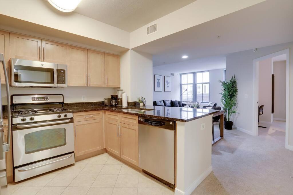 Bright And Cozy Apartment Near Pentagon City Arlington Extérieur photo